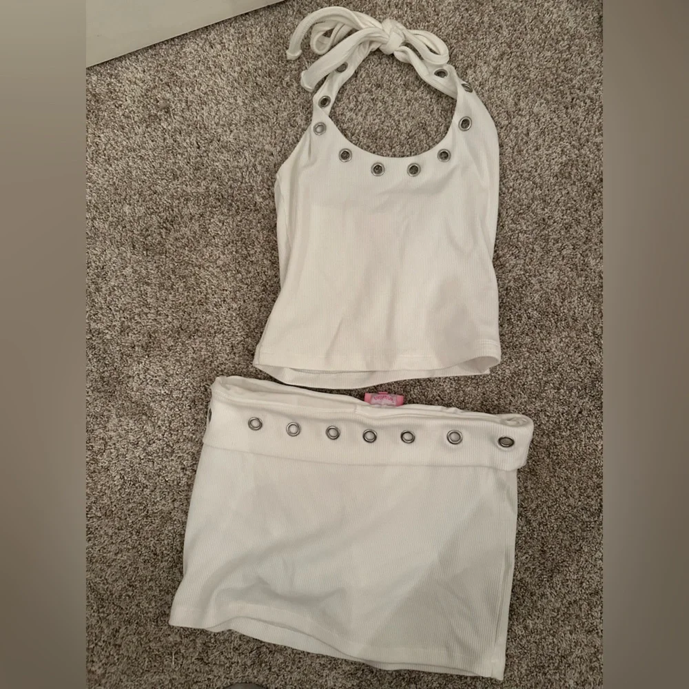Edikted Halter top and mini skirt w shorts set - Picture 1 of 1